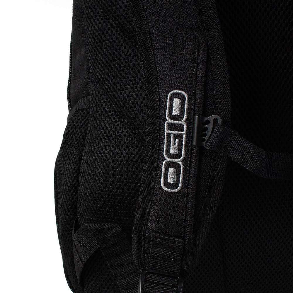 Mochila Ogio Tribune Pack - Black